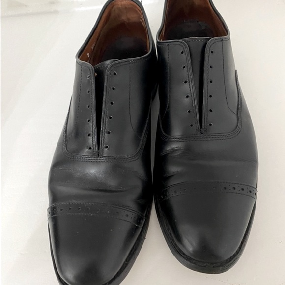 Allen Edmonds - Picture 5 of 6